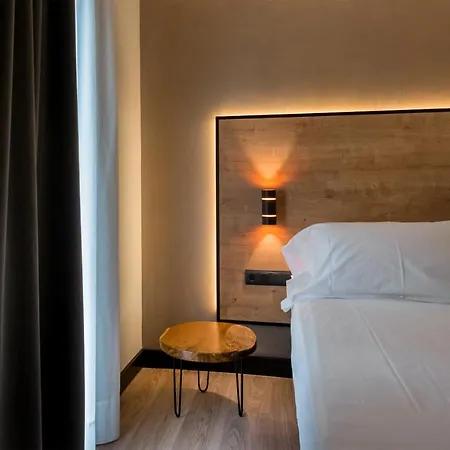 Ibis Styles Figueres Ronda