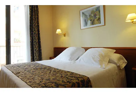 Отель Ibis Styles Ronda 3*