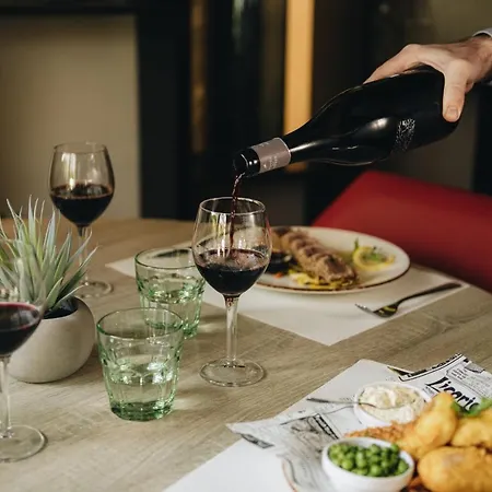 Ibis Styles Figueres Ronda Hotel