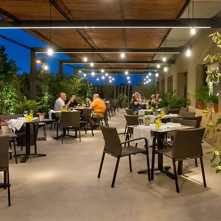 Ibis Styles Ronda 3*