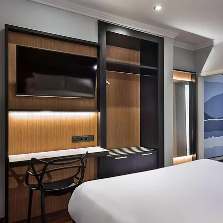 Hotel Ibis Styles Ronda Figueres (Girona)