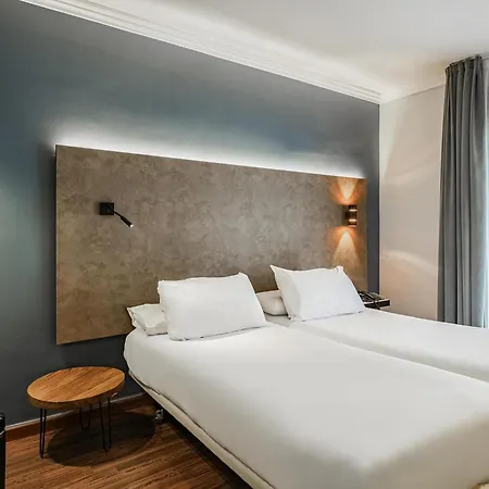 Hotel Ibis Styles Ronda Figueres (Girona)