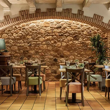 Hotel Ibis Styles Ronda Figueres (Girona)