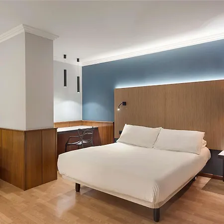 Ibis Styles Ronda 3*
