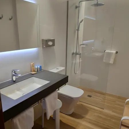 Ibis Styles Ronda Figueres (Girona)